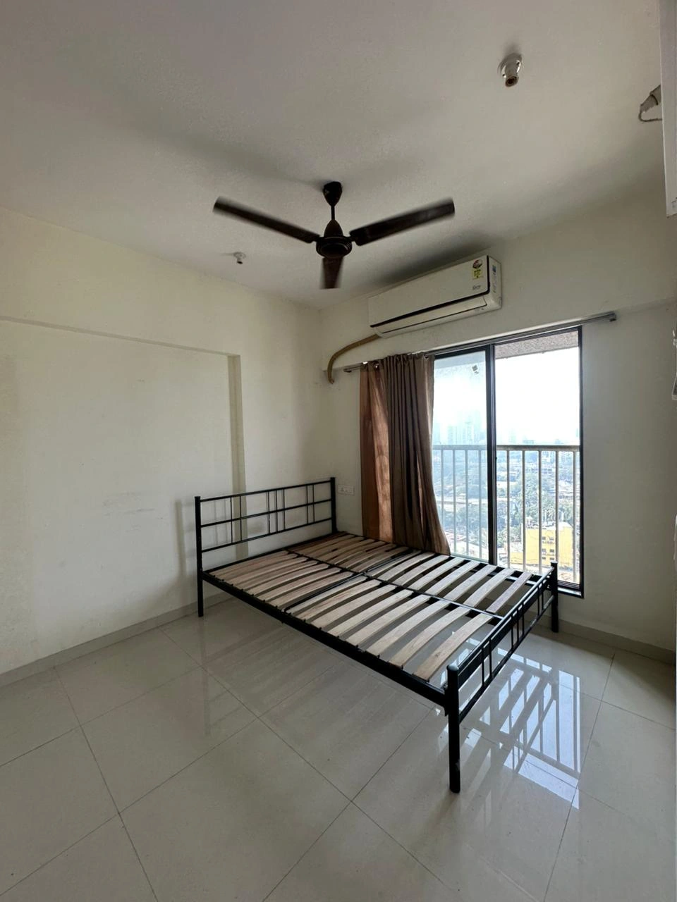 1 BHK Flat for Sale in Bhoomi Samarth, Goregaon East